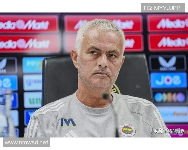 全球一千万年薪足球明星盘点及他们的辉煌成就与影响力解析 全球一千万年薪足球明星盘点及他们的辉煌成就与影响力解析